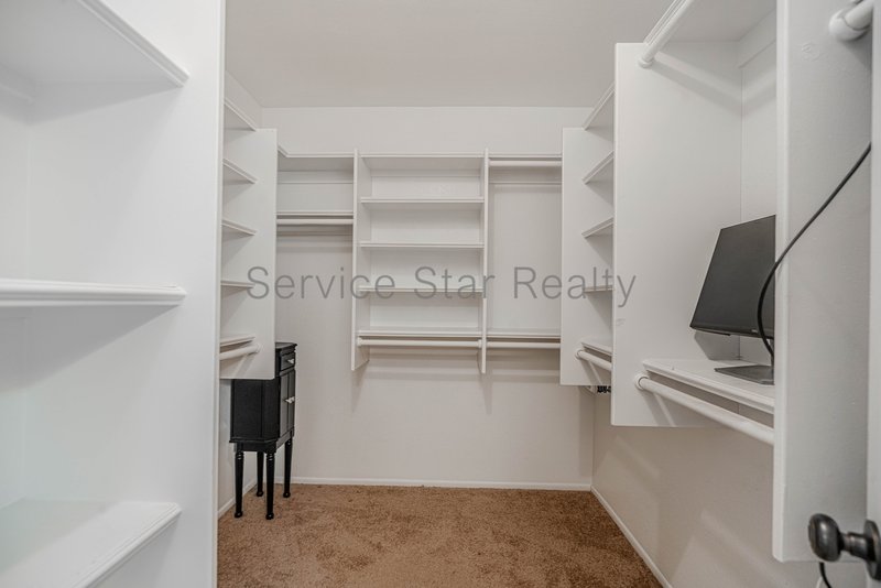 7730 W Shaw Butte Dr property image
