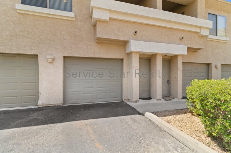 **MOVE IN SPECIAL - 1 WEEK FREE RENT!!** property image