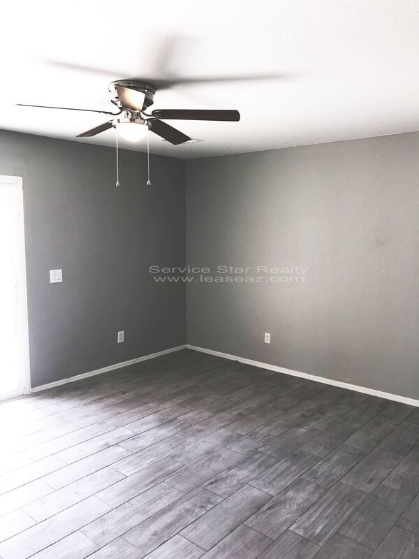3 WEEKS FREE RENT!!!  4bdrm, 2 bath + Loft property image