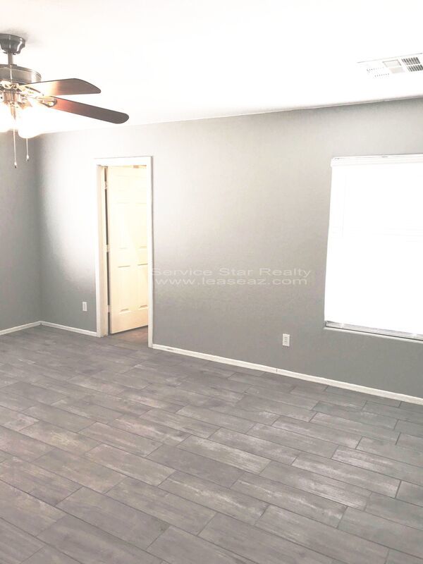 3 WEEKS FREE RENT!!!  4bdrm, 2 bath + Loft property image