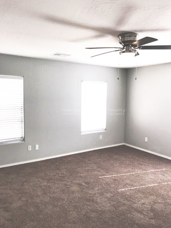 3 WEEKS FREE RENT!!!  4bdrm, 2 bath + Loft property image