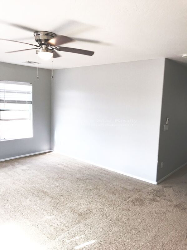 3 WEEKS FREE RENT!!!  4bdrm, 2 bath + Loft property image