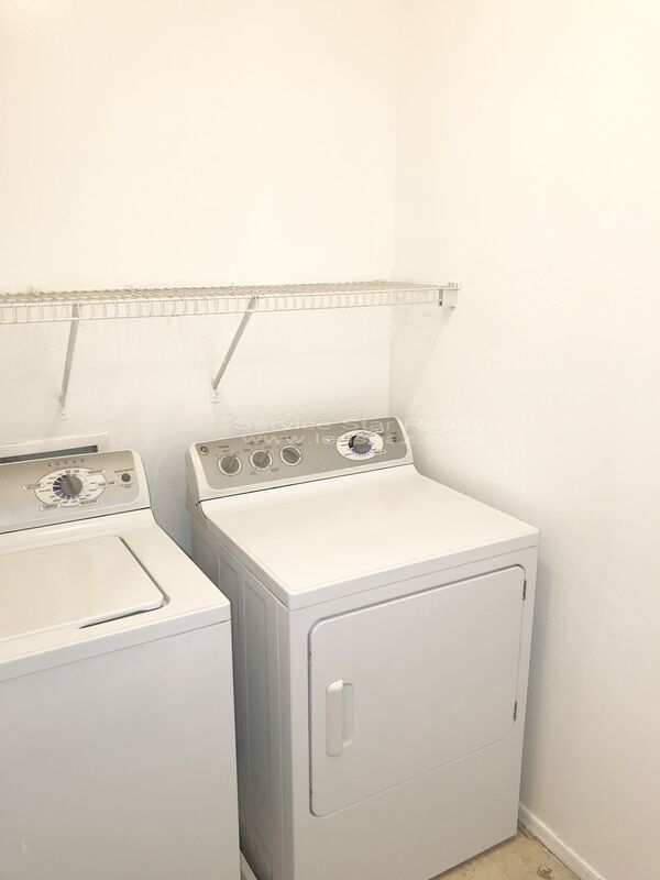 3 WEEKS FREE RENT!!!  4bdrm, 2 bath + Loft property image