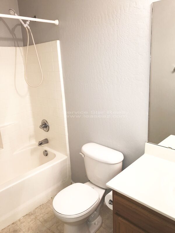 3 WEEKS FREE RENT!!!  4bdrm, 2 bath + Loft property image