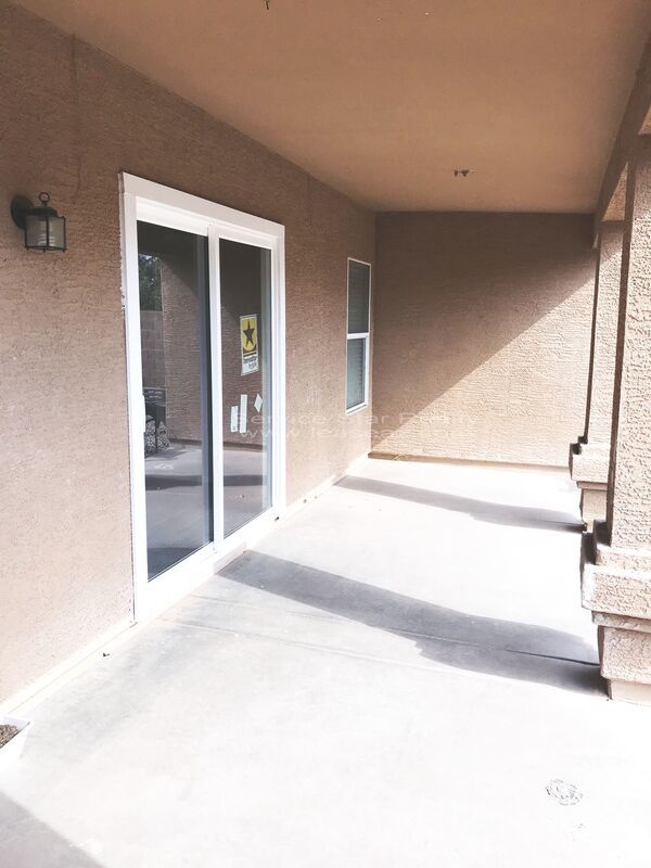 3 WEEKS FREE RENT!!!  4bdrm, 2 bath + Loft property image