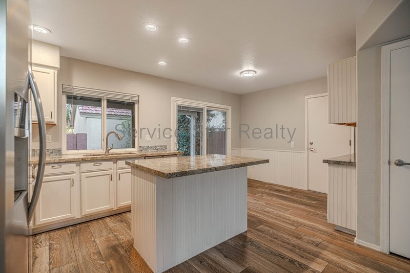 Beautifully Updated 3 Bedroom Home in Keystone property image