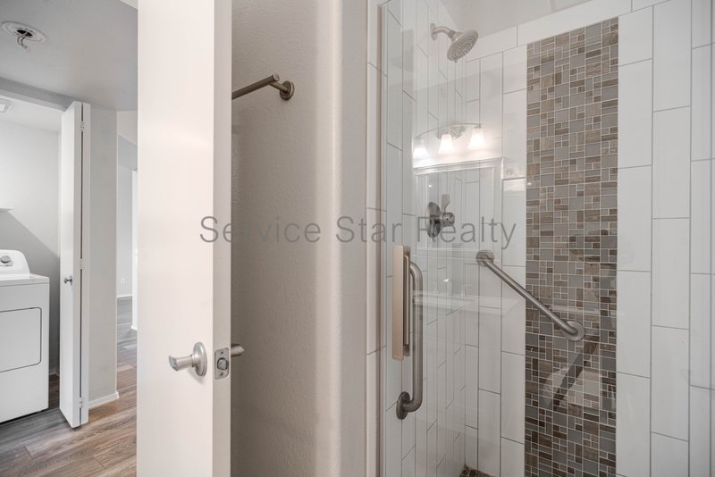 Beautifully Updated 3 Bedroom Home in Keystone property image
