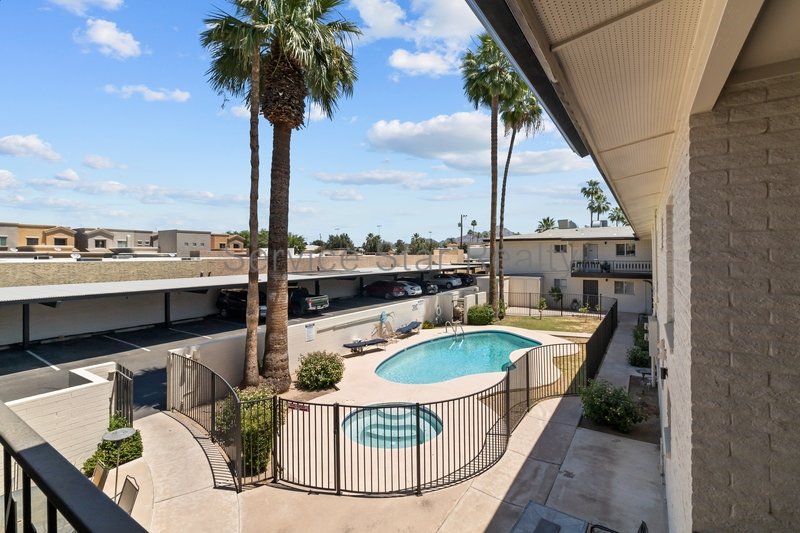 **MOVE IN SPECIAL -- 1 MONTH FREE RENT!!** property image