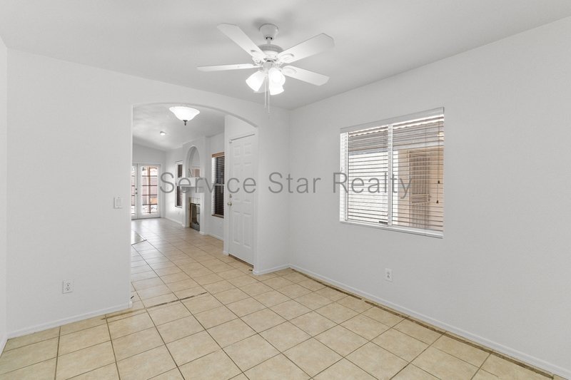Great North Phoenix Home in Moonlight Shadows property image