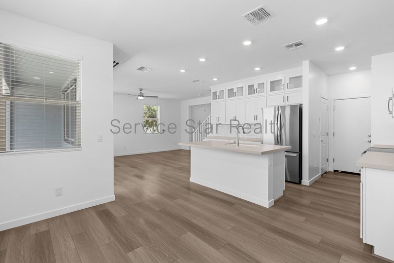 Fantastic Three Bedroom Eastmark Home property image