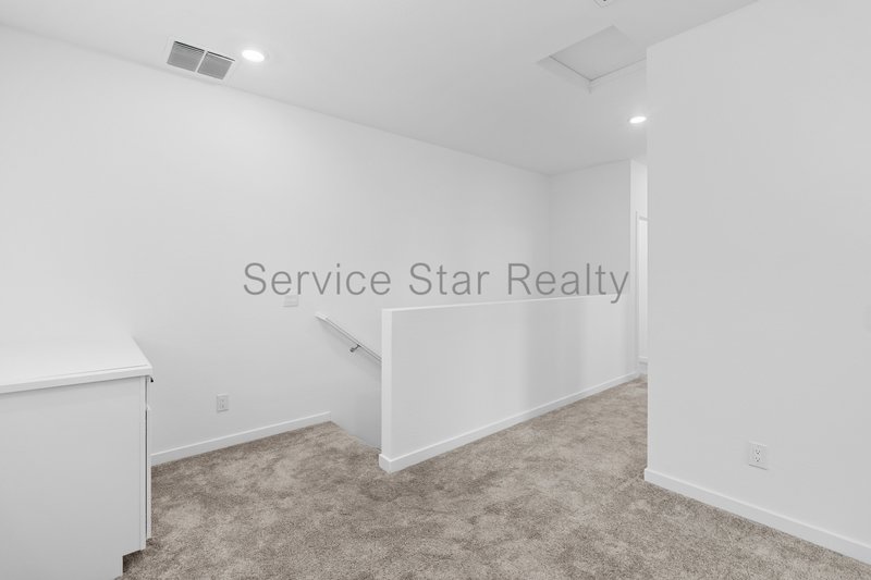 Fantastic Three Bedroom Eastmark Home property image