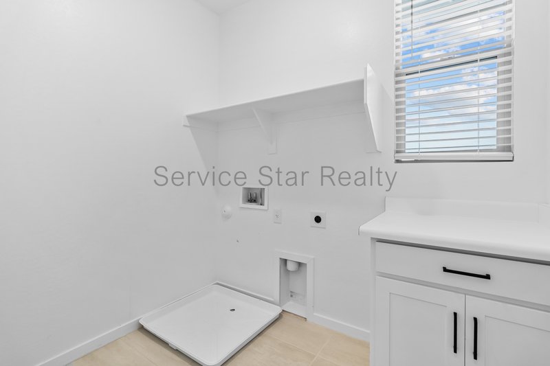 Fantastic Three Bedroom Eastmark Home property image