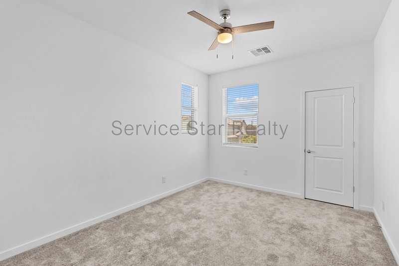 Fantastic Three Bedroom Eastmark Home property image