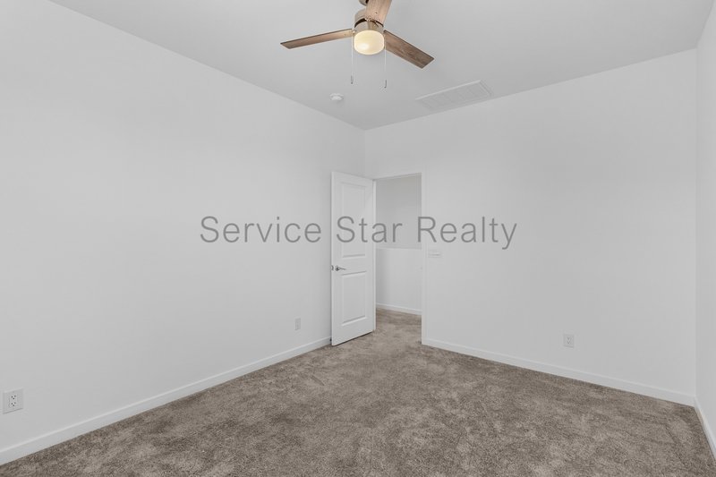 Fantastic Three Bedroom Eastmark Home property image