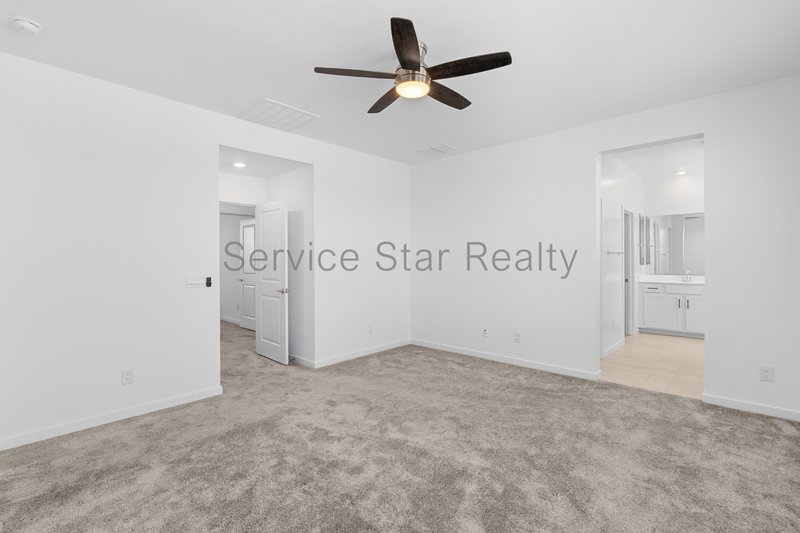 Fantastic Three Bedroom Eastmark Home property image