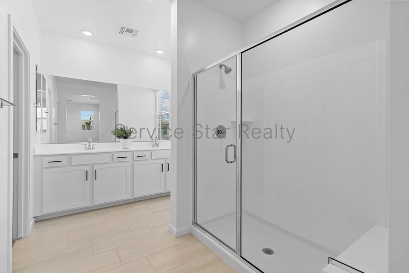 Fantastic Three Bedroom Eastmark Home property image