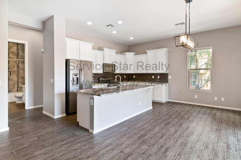 4BR/3BA in Chandler! property image