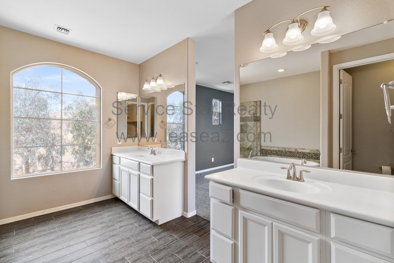 4BR/3BA in Chandler! property image
