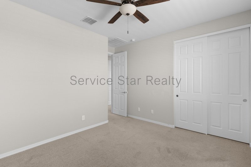 5710 N 107th Ln property image