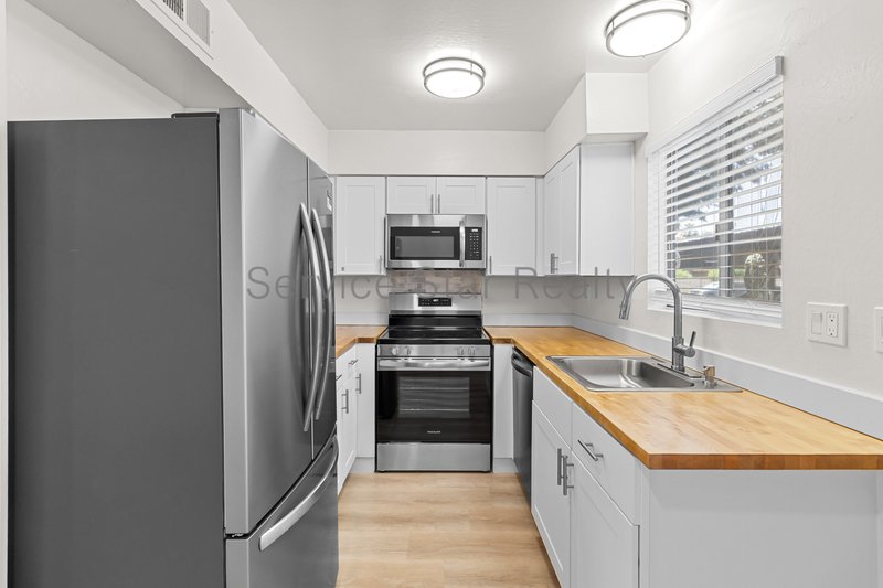 4610 N 68th St Unit 437 property image