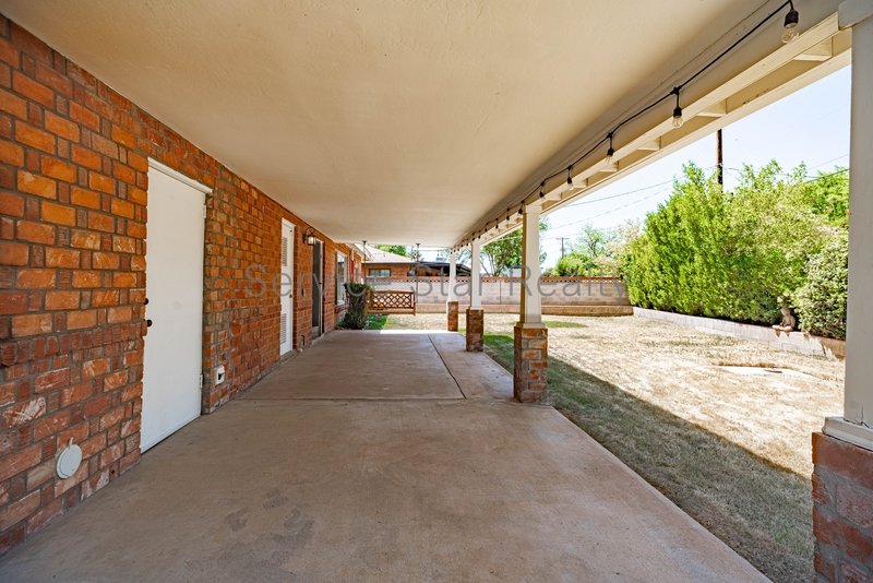 3BR/2BA corner lot in Central Phoenix! property image