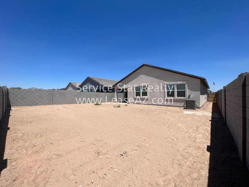 4 Bedroom, 2 Bath Home in Casa Grande! property image