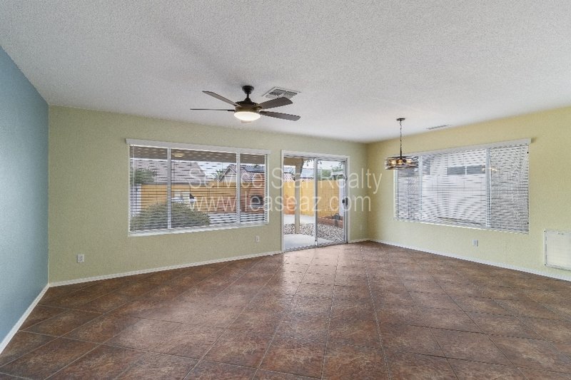 3 bedroom 2 bath with backyard oasis!! property image