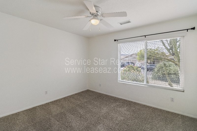 3 bedroom 2 bath with backyard oasis!! property image