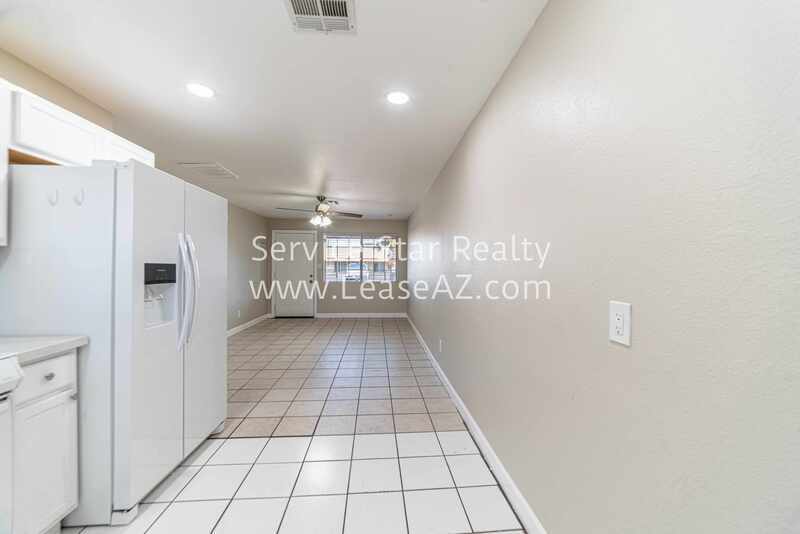 2 bedroom 1 bath Glendale Apt! Backyard + W/D Hookups property image