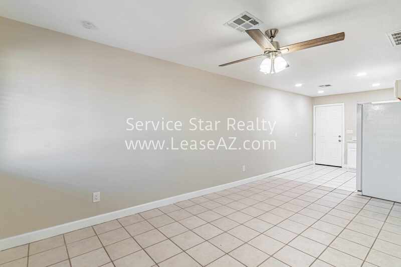 2 bedroom 1 bath Glendale Apt! Backyard + W/D Hookups property image