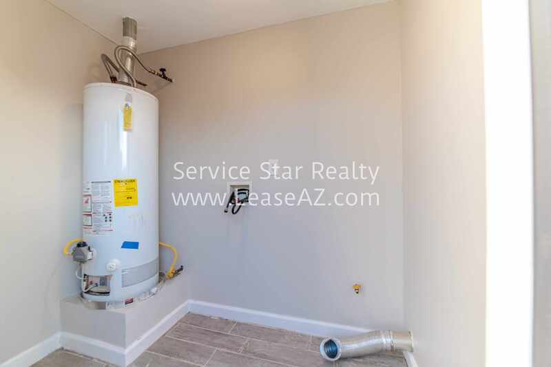 2 bedroom 1 bath Glendale Apt! Backyard + W/D Hookups property image