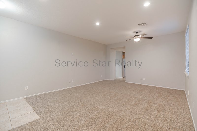 Beautiful 4 Bedroom + 2 Bath in Anthem property image