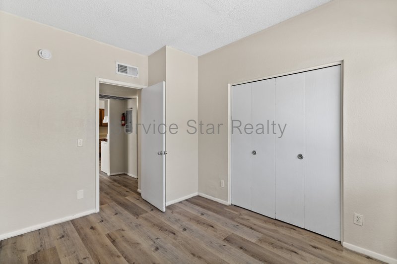 **2 WEEKS FREE RENT WITH MOVE IN BY 7/10** property image
