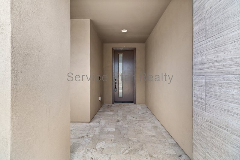 Stunning 5-Bed, 4.5 bath Beauty located in Sky Crossing North Phoenix! property image