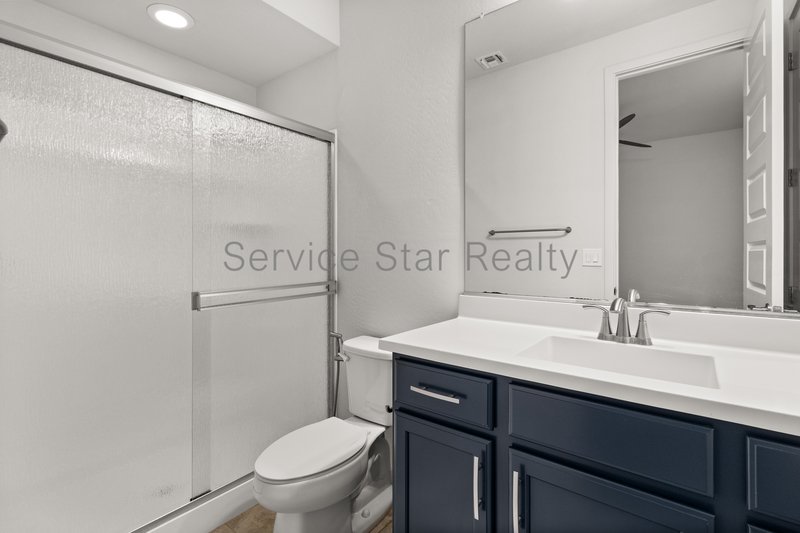 Stunning 5-Bed, 4.5 bath Beauty located in Sky Crossing North Phoenix! property image