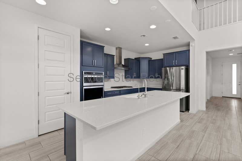 Stunning 5-Bed, 4.5 bath Beauty located in Sky Crossing North Phoenix! property image