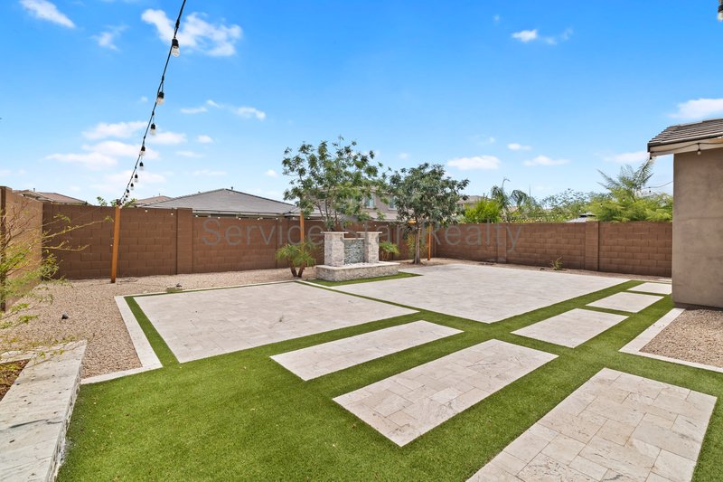 Stunning 5-Bed, 4.5 bath Beauty located in Sky Crossing North Phoenix! property image