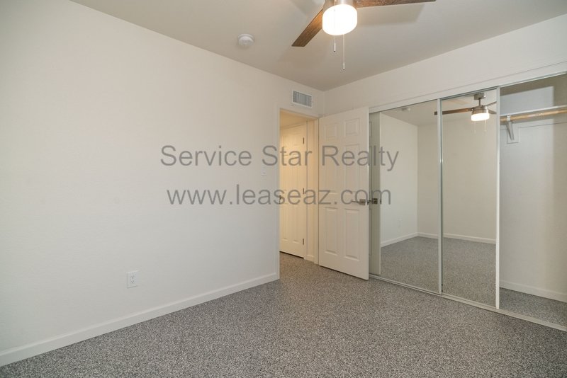 2+1 duplex in Melrose District! property image