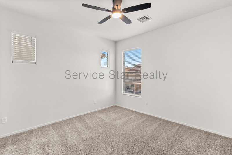 Large Tolleson Home in Sunset Farms with 3 car Garage and Private Pool property image