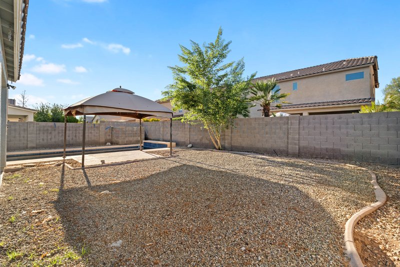 Large Tolleson Home in Sunset Farms with 3 car Garage and Private Pool property image