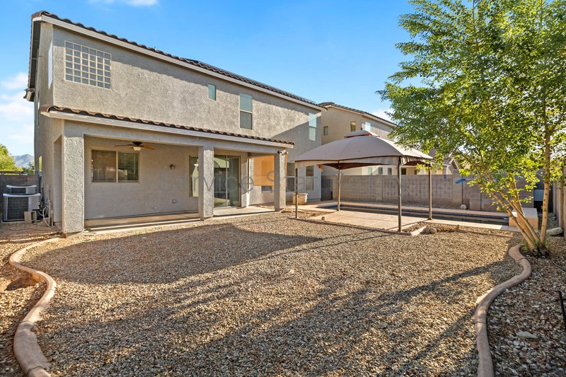 Large Tolleson Home in Sunset Farms with 3 car Garage and Private Pool property image