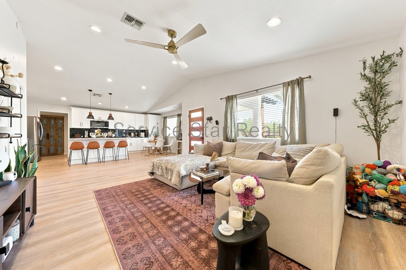 4 Bedroom, 2 Bath Home in Tempe!! property image