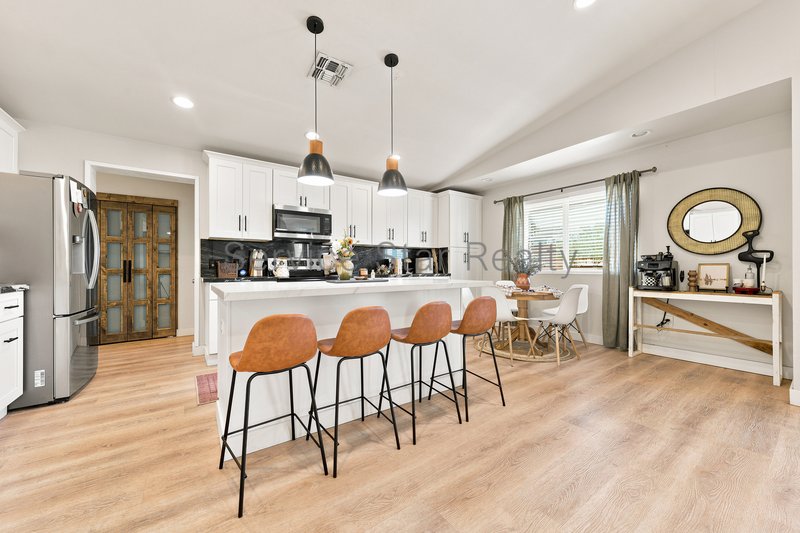 4 Bedroom, 2 Bath Home in Tempe!! property image