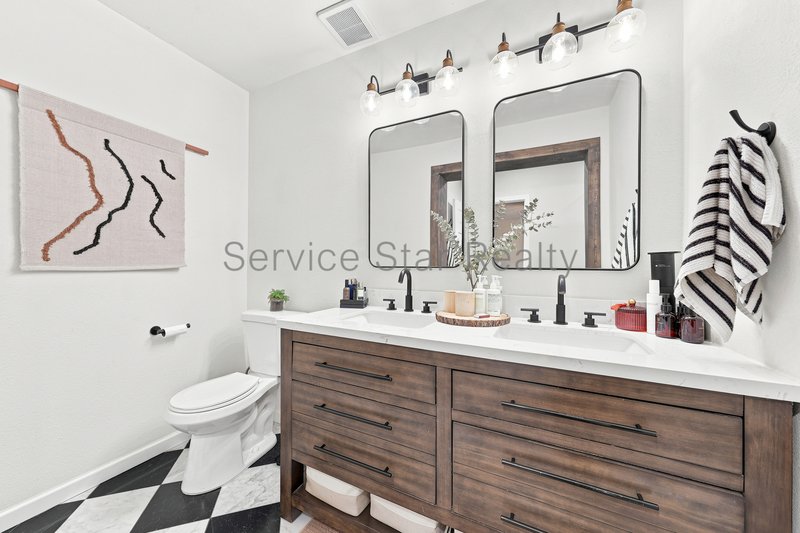 4 Bedroom, 2 Bath Home in Tempe!! property image