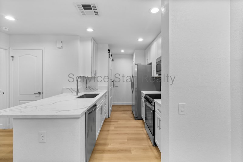Charming 2 Bed / 2 Bath Condo in the Heart of Tempe! property image