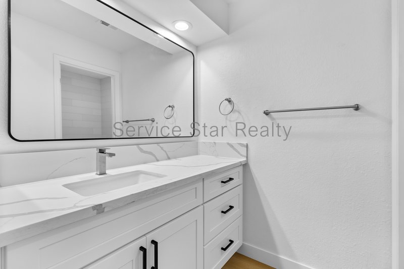Charming 2 Bed / 2 Bath Condo in the Heart of Tempe! property image