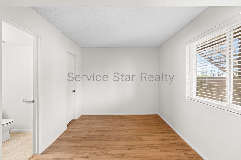 Charming 2 Bedroom, 2 Bath Condo in Prime Phoenix Location ? Steps f property image