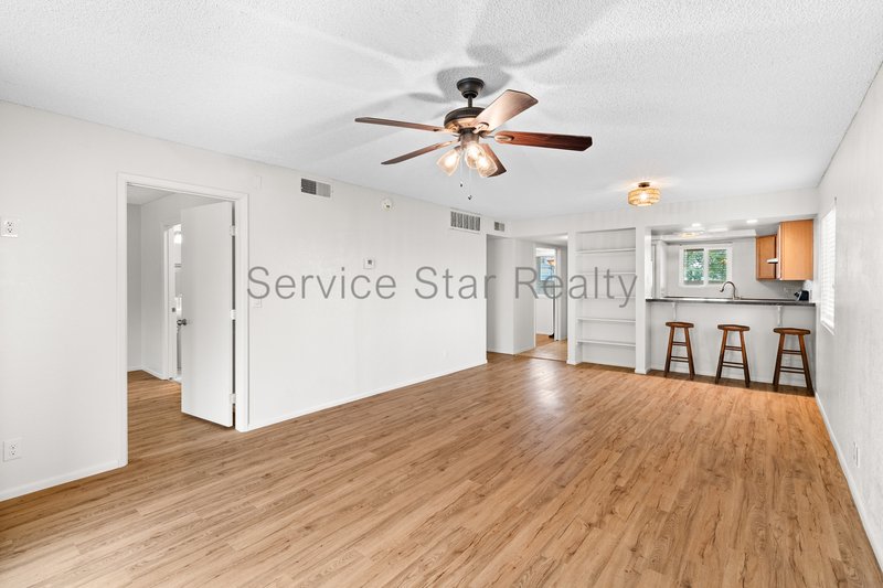 Charming 2 Bedroom, 2 Bath Condo in Prime Phoenix Location ? Steps f property image