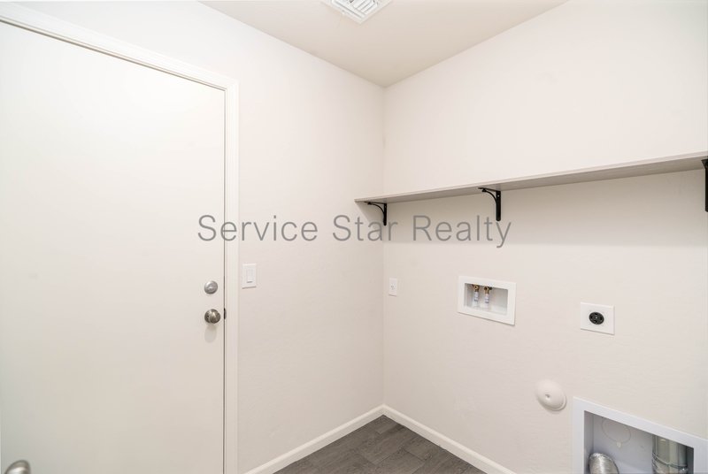 3 bedroom, 2 bath home in Buckeye! property image