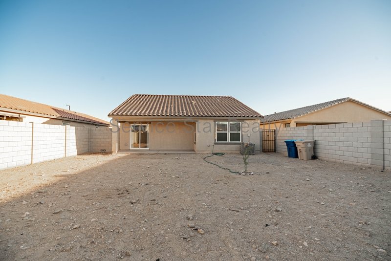 3 bedroom, 2 bath home in Buckeye! property image